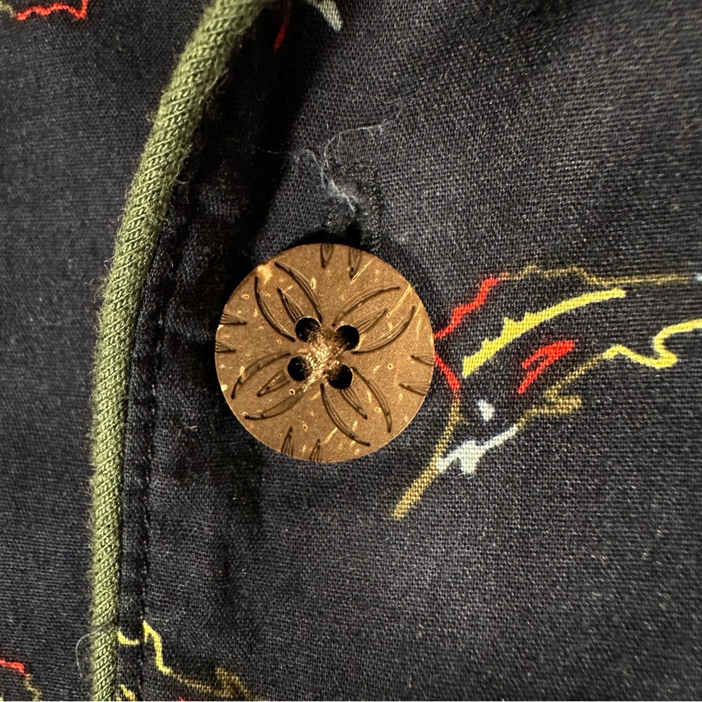 Tommy Bahama Men Button Down Shirt Size XL Long Sleeve 100% Cotton Embroidered - Picture 9 of 16